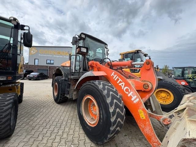 Hitachi ZW 180 - מעמיס גלגלים: תמונה 4 Hitachi ZW 180 - מעמיס גלגלים: תמונה 4