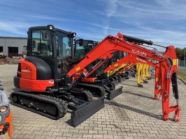 Kubota KX 037-4 - מיני מחפר: תמונה 3 Kubota KX 037-4 - מיני מחפר: תמונה 3