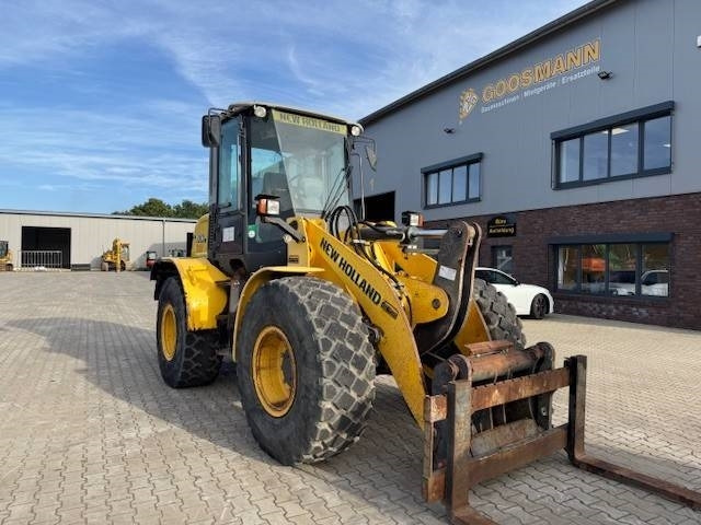 New Holland W 110 B W 110 B - מעמיס גלגלים: תמונה 5 New Holland W 110 B W 110 B - מעמיס גלגלים: תמונה 5