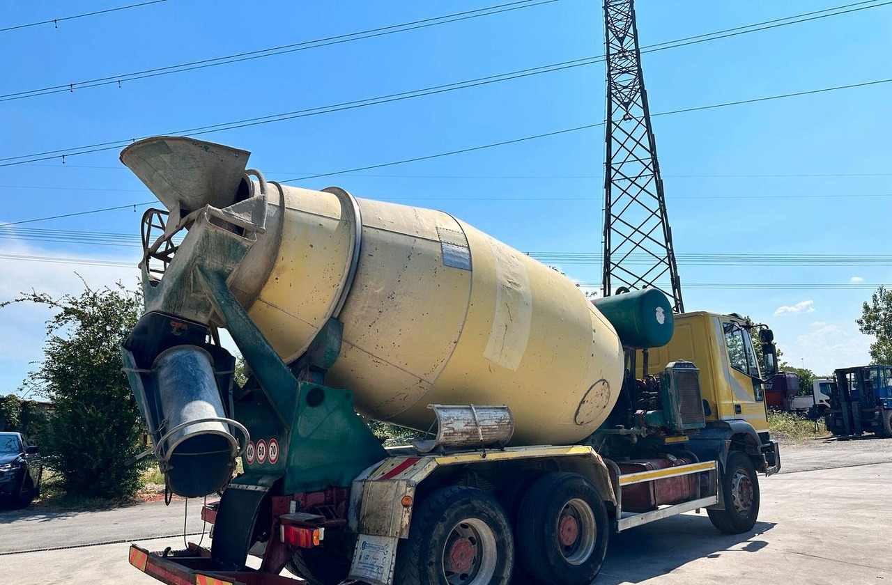 מכונות אחרות Autobetoniera Iveco 3 assi: תמונה 7