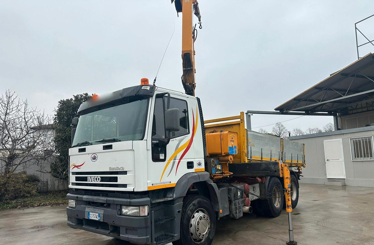 Motrice Iveco eurotech con la grù - מזהיר, משאית מנוף: תמונה 4 Motrice Iveco eurotech con la grù - מזהיר, משאית מנוף: תמונה 4