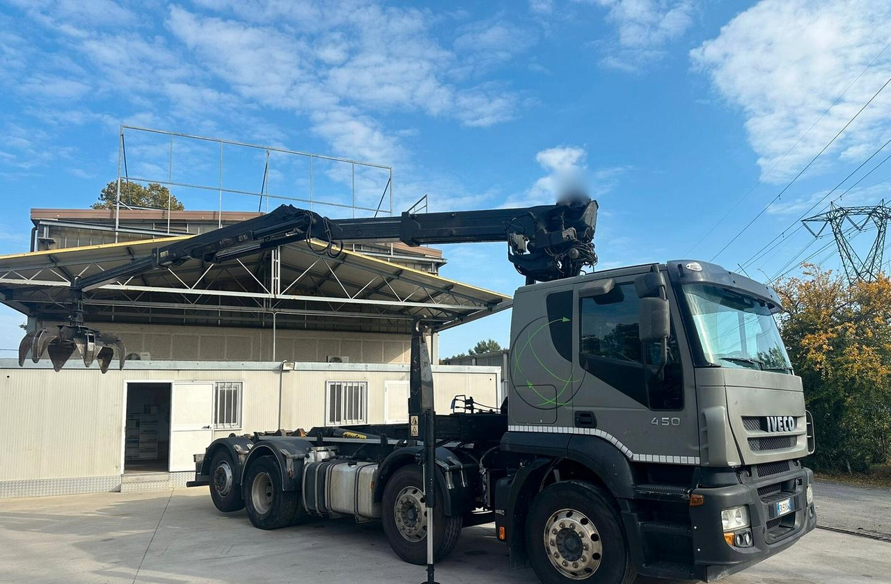 Motrice Iveco scarrabile con gru caricante - משאית הרמת וו, משאית מנוף: תמונה 4 Motrice Iveco scarrabile con gru caricante - משאית הרמת וו, משאית מנוף: תמונה 4