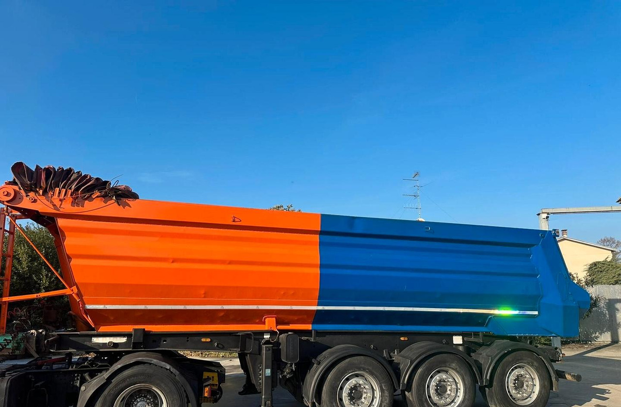 Semirimorchio ribaltabile Adige - סמיטריילר עם מזהיר: תמונה 4 Semirimorchio ribaltabile Adige - סמיטריילר עם מזהיר: תמונה 4