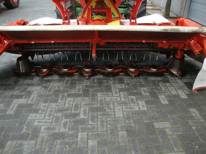 Kuhn FC 313 F - מכסחה: תמונה 4 Kuhn FC 313 F - מכסחה: תמונה 4