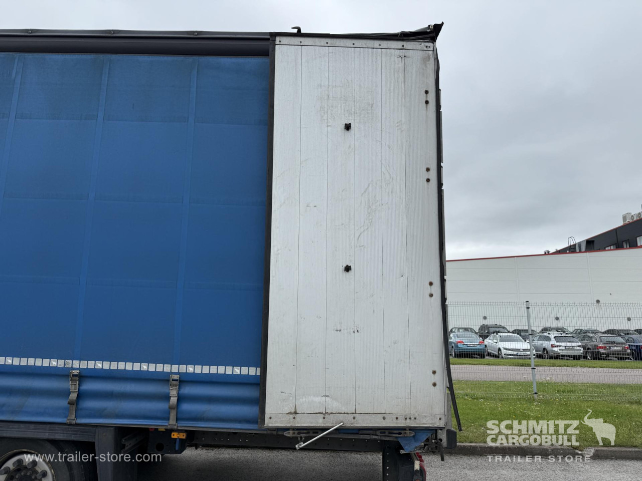 SCHMITZ Curtainsider Mega - סמיטריילר עם וילונות צד: תמונה 3 SCHMITZ Curtainsider Mega - סמיטריילר עם וילונות צד: תמונה 3