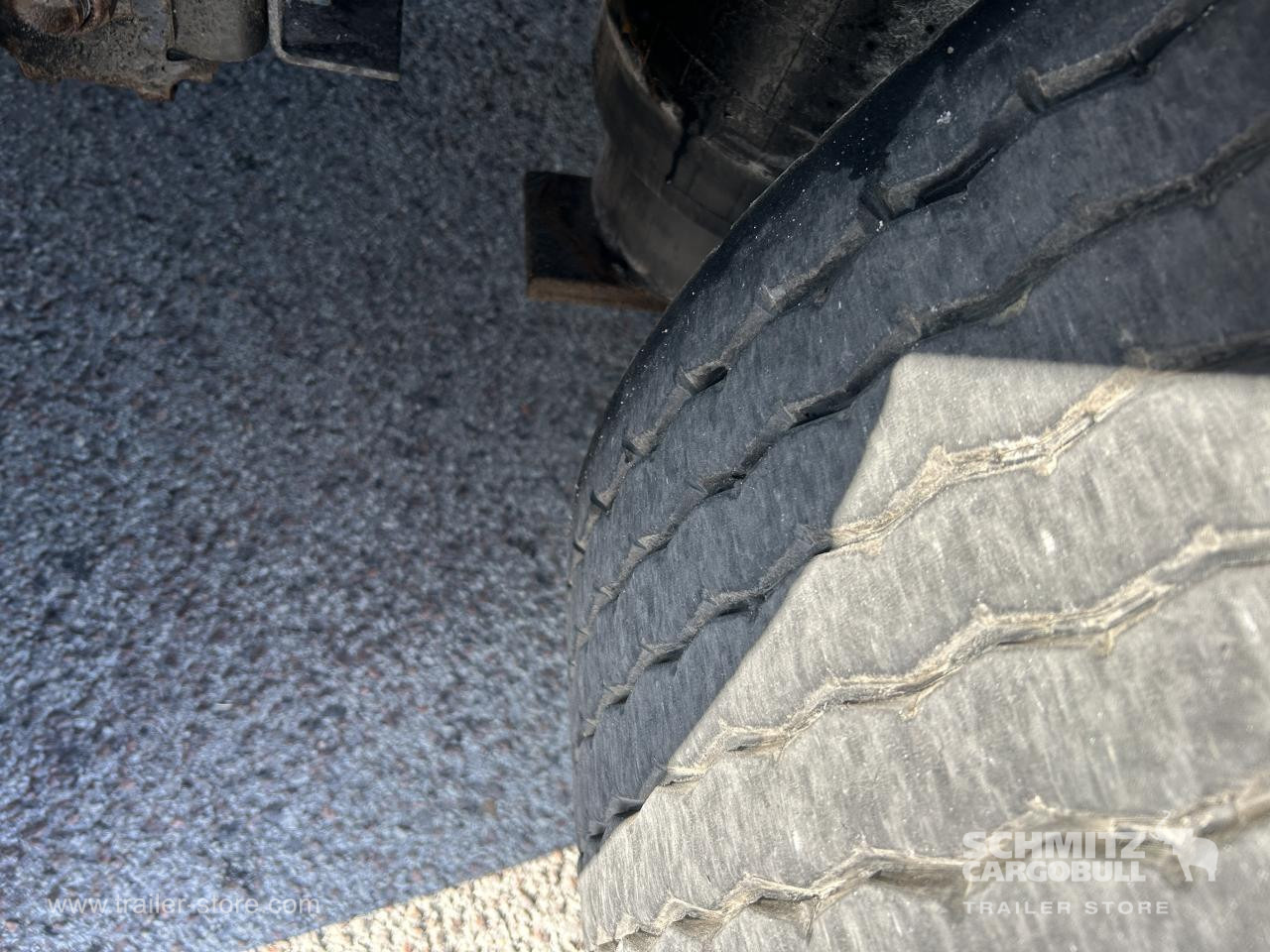SCHMITZ Curtainsider Standard - סמיטריילר עם וילונות צד: תמונה 5 SCHMITZ Curtainsider Standard - סמיטריילר עם וילונות צד: תמונה 5