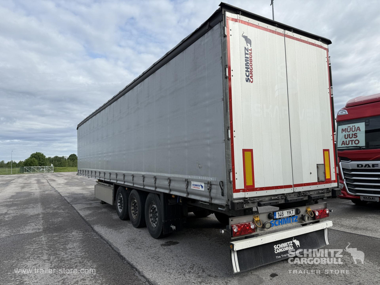SCHMITZ Curtainsider Standard - סמיטריילר עם וילונות צד: תמונה 1 SCHMITZ Curtainsider Standard - סמיטריילר עם וילונות צד: תמונה 1
