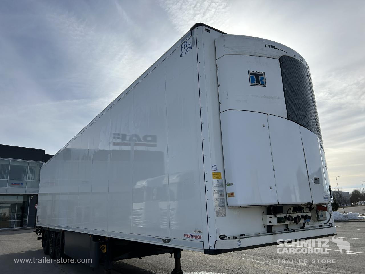 SCHMITZ Reefer Multitemp Double deck Taillift - סמיטריילר איזותרמי: תמונה 1 SCHMITZ Reefer Multitemp Double deck Taillift - סמיטריילר איזותרמי: תמונה 1