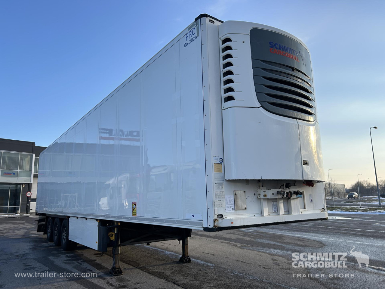 SCHMITZ Reefer Standard Double deck - סמיטריילר איזותרמי: תמונה 1 SCHMITZ Reefer Standard Double deck - סמיטריילר איזותרמי: תמונה 1