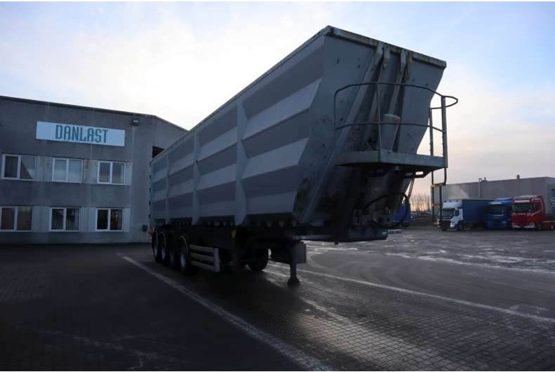 AMT MTDK 4-axle Tipper/Kipper/Tiptrailer 67 m³ - סמיטריילר עם מזהיר: תמונה 2 AMT MTDK 4-axle Tipper/Kipper/Tiptrailer 67 m³ - סמיטריילר עם מזהיר: תמונה 2