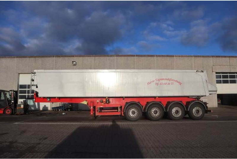 Benalu 4-axle Tipper/Kipper/Tiptrailer 35 m³ - סמיטריילר עם מזהיר: תמונה 5 Benalu 4-axle Tipper/Kipper/Tiptrailer 35 m³ - סמיטריילר עם מזהיר: תמונה 5