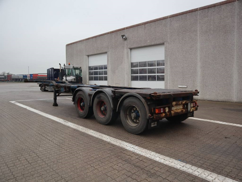 HFR Container chassis / Container-Fahrgestell - סמיטריילר מוביל מכולות/ החלפת גוף: תמונה 3 HFR Container chassis / Container-Fahrgestell - סמיטריילר מוביל מכולות/ החלפת גוף: תמונה 3