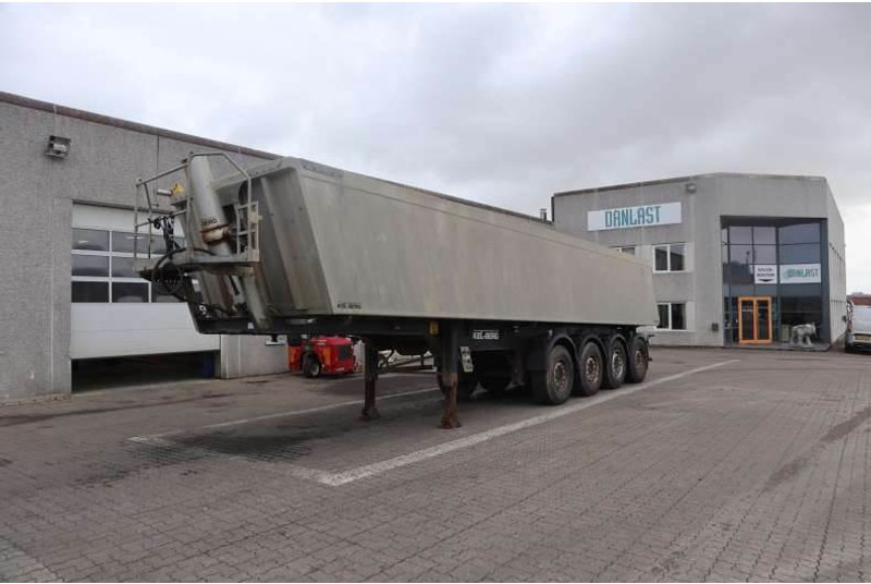 KEL-BERG 4-axle Tipper/Kipper/Tiptrailer 37 m³ - סמיטריילר עם מזהיר: תמונה 1 KEL-BERG 4-axle Tipper/Kipper/Tiptrailer 37 m³ - סמיטריילר עם מזהיר: תמונה 1