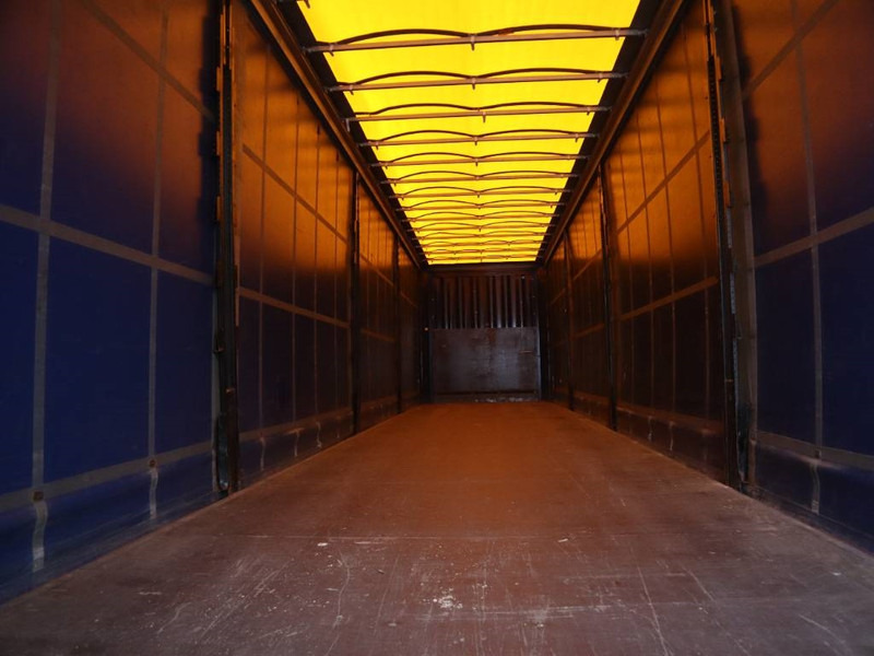 Krone 3 axle curtainside trailer - סמיטריילר עם וילונות צד: תמונה 4 Krone 3 axle curtainside trailer - סמיטריילר עם וילונות צד: תמונה 4