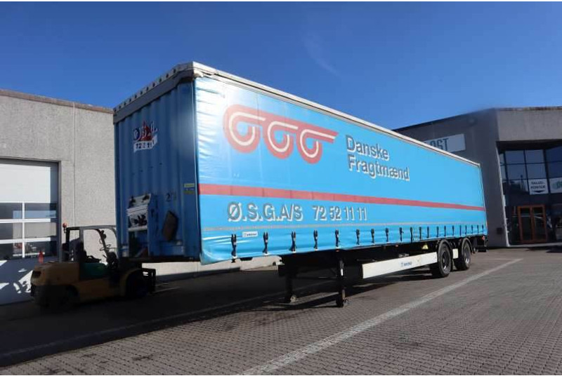 Krone 34 pl. Curtainsider/Planenauflieger/Gardintrailer - סמיטריילר: תמונה 1 Krone 34 pl. Curtainsider/Planenauflieger/Gardintrailer - סמיטריילר: תמונה 1