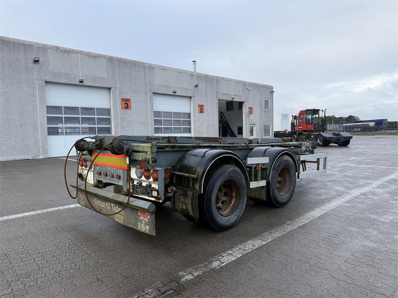 קרון נגרר עם מזהיר Nopa Hejselad: תמונה 6 קרון נגרר עם מזהיר Nopa Hejselad: תמונה 6