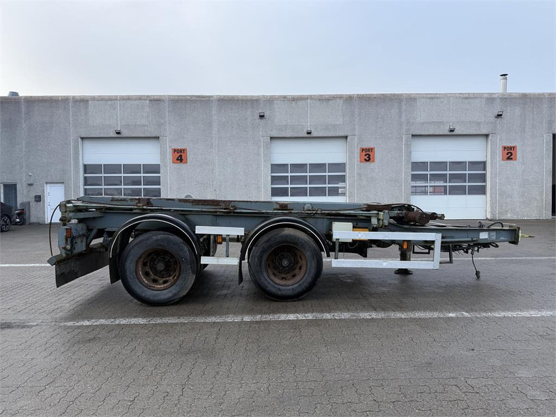 Nopa Hejselad - קרון נגרר עם מזהיר: תמונה 4 Nopa Hejselad - קרון נגרר עם מזהיר: תמונה 4