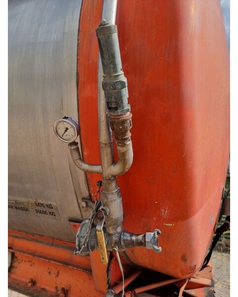 סמיטריילר מכל Burg Chemical - INOX - RVS - 31 m3 - 3 Comp.: תמונה 15