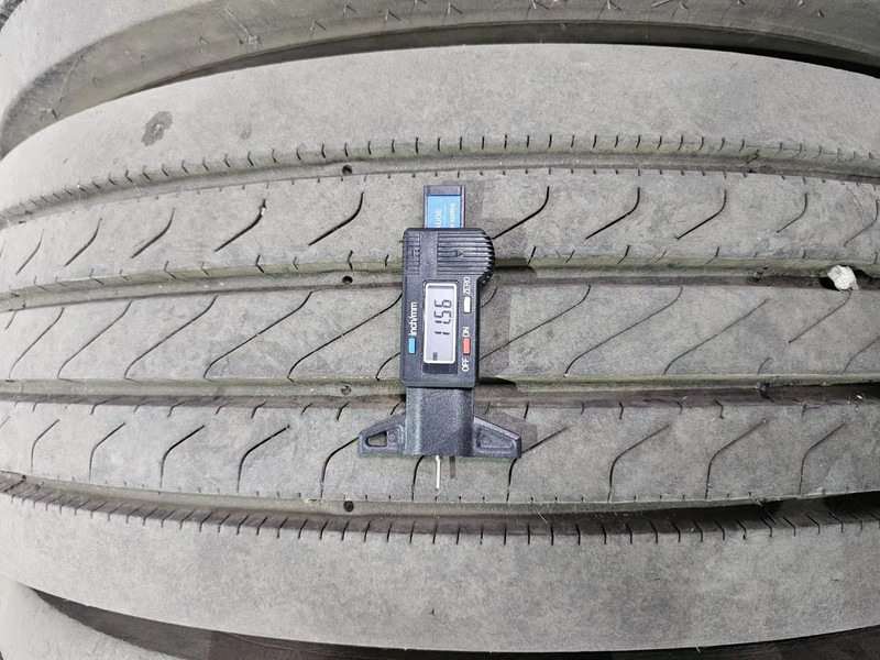DUNLOP 275/70R22.5 - 12mm profile - צמיג עבור משאית: תמונה 3 DUNLOP 275/70R22.5 - 12mm profile - צמיג עבור משאית: תמונה 3