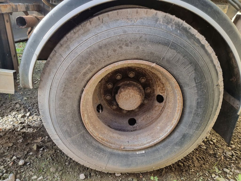 Giant 17.5 Inch - 10 Bolts - סרן וחלקים עבור משאית: תמונה 1 Giant 17.5 Inch - 10 Bolts - סרן וחלקים עבור משאית: תמונה 1