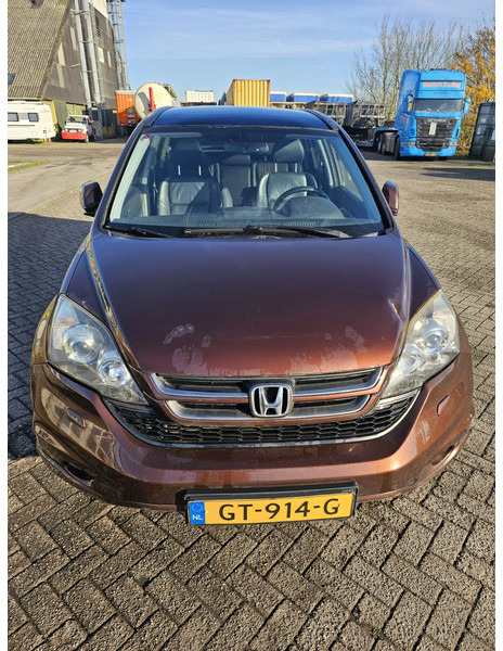 Honda CR-V Manual - מכונית: תמונה 2 Honda CR-V Manual - מכונית: תמונה 2