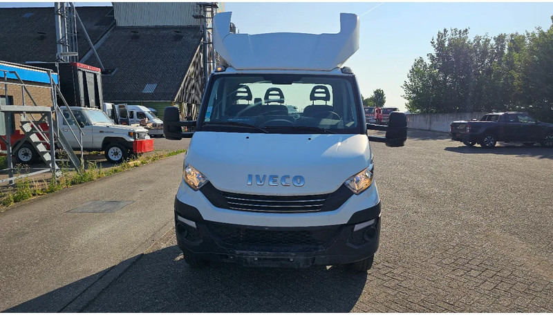 Iveco Daily IS70C12BA - משאית עם שלדת תא: תמונה 2 Iveco Daily IS70C12BA - משאית עם שלדת תא: תמונה 2