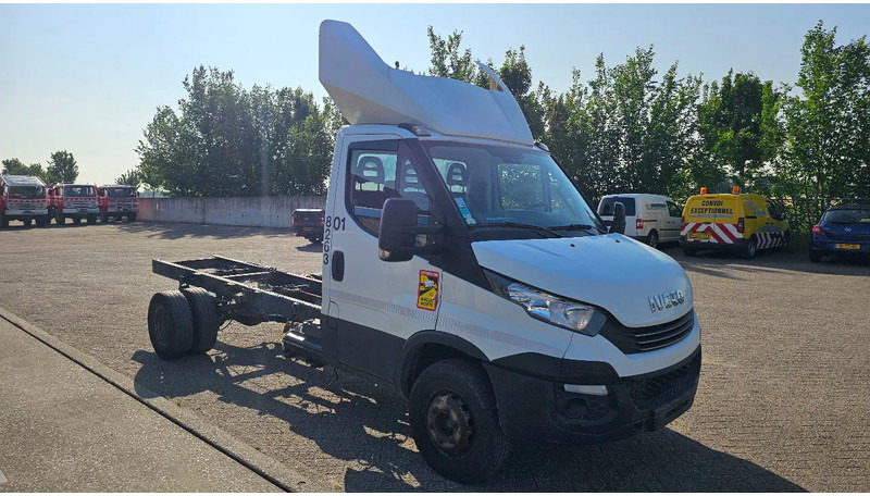 Iveco Daily IS70C12BA - משאית עם שלדת תא: תמונה 3 Iveco Daily IS70C12BA - משאית עם שלדת תא: תמונה 3