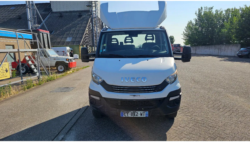 Iveco Daily IS70CI2BA - משאית עם שלדת תא: תמונה 2 Iveco Daily IS70CI2BA - משאית עם שלדת תא: תמונה 2
