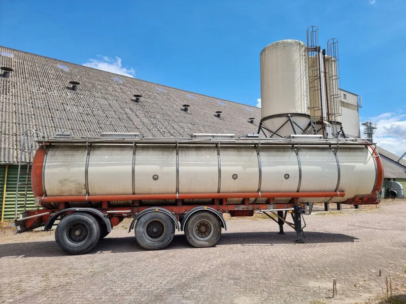 LAG Chemical - INOX - RVS - 30 m3 - 3 Comp. - סמיטריילר מכל: תמונה 5 LAG Chemical - INOX - RVS - 30 m3 - 3 Comp. - סמיטריילר מכל: תמונה 5