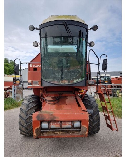 Laverda 3500 - מקצרת קומבינה: תמונה 2 Laverda 3500 - מקצרת קומבינה: תמונה 2