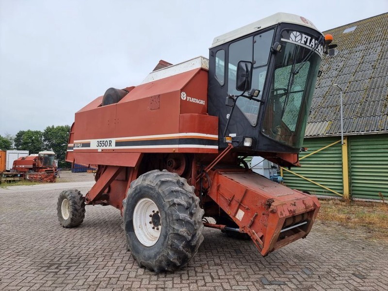 Laverda 3550 R - מקצרת קומבינה: תמונה 3 Laverda 3550 R - מקצרת קומבינה: תמונה 3