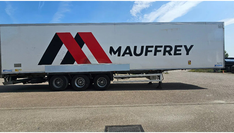 Lecitrailer Carrier Vector 1850 - סמיטריילר עם קירור: תמונה 3 Lecitrailer Carrier Vector 1850 - סמיטריילר עם קירור: תמונה 3