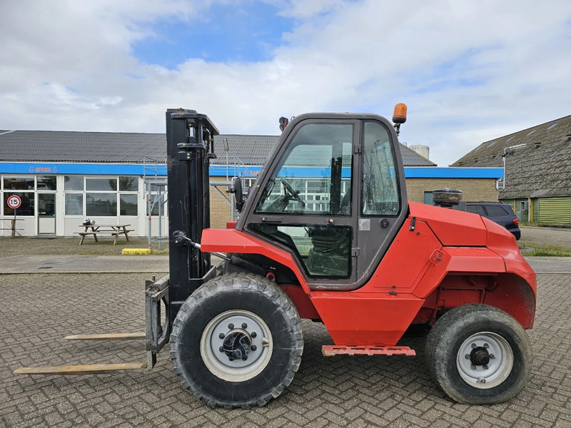 Manitou M 30-2 4ST3B - מלגזת שטח קשה: תמונה 1 Manitou M 30-2 4ST3B - מלגזת שטח קשה: תמונה 1