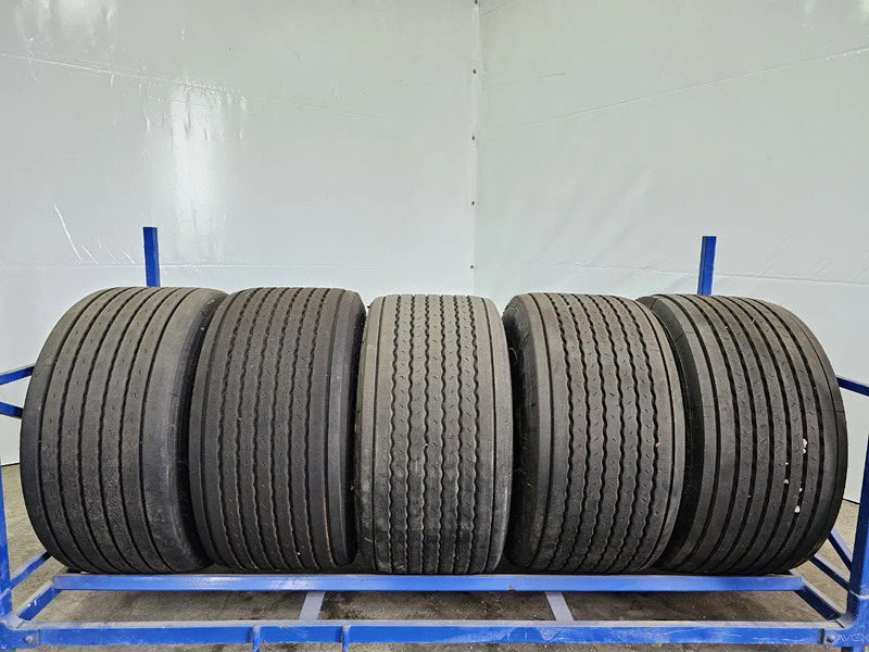 Michelin 50x 445/45R19.5 - צמיג עבור משאית: תמונה 1 Michelin 50x 445/45R19.5 - צמיג עבור משאית: תמונה 1