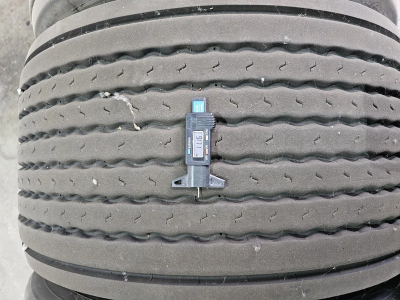 Michelin 50x 445/45R19.5 - צמיג עבור משאית: תמונה 3 Michelin 50x 445/45R19.5 - צמיג עבור משאית: תמונה 3
