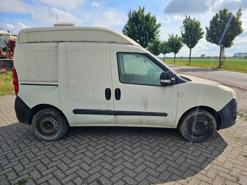 Opel Combo Combo-D-VANWXD1BA8AA - מכונית: תמונה 4 Opel Combo Combo-D-VANWXD1BA8AA - מכונית: תמונה 4