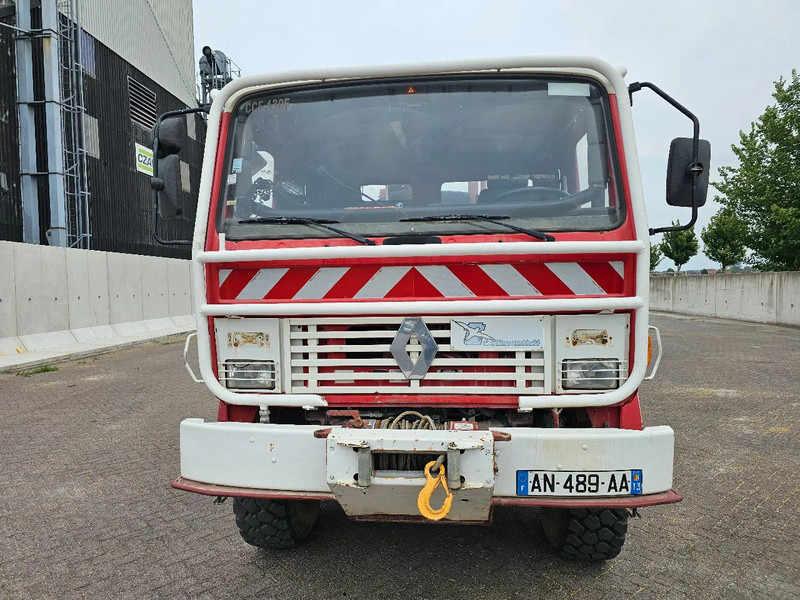 Renault M210 4x4 - Arbois 3500L - משאית אש: תמונה 2 Renault M210 4x4 - Arbois 3500L - משאית אש: תמונה 2
