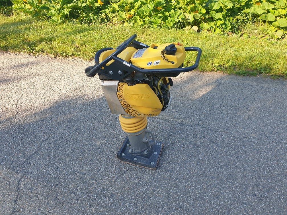 BOMAG BT 65 - לוח רטט: תמונה 1 BOMAG BT 65 - לוח רטט: תמונה 1