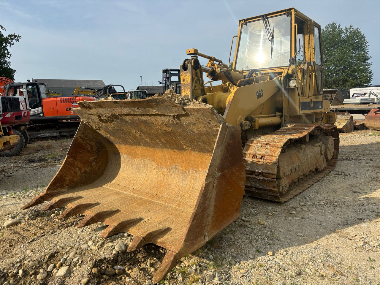 CATERPILLAR 963 - דחפור: תמונה 3 CATERPILLAR 963 - דחפור: תמונה 3