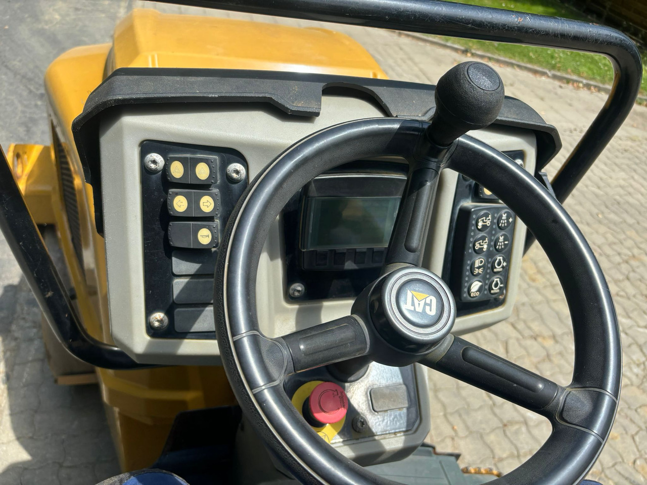 מיני רולר CATERPILLAR CB 4 B: תמונה 8 מיני רולר CATERPILLAR CB 4 B: תמונה 8