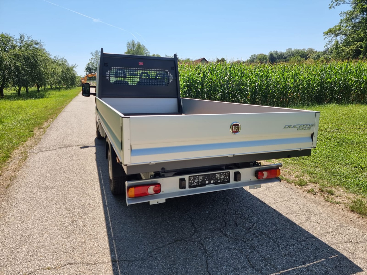 FIAT Ducato Maxi - כלי רכב מסחרי במיטה שטוחה: תמונה 5 FIAT Ducato Maxi - כלי רכב מסחרי במיטה שטוחה: תמונה 5