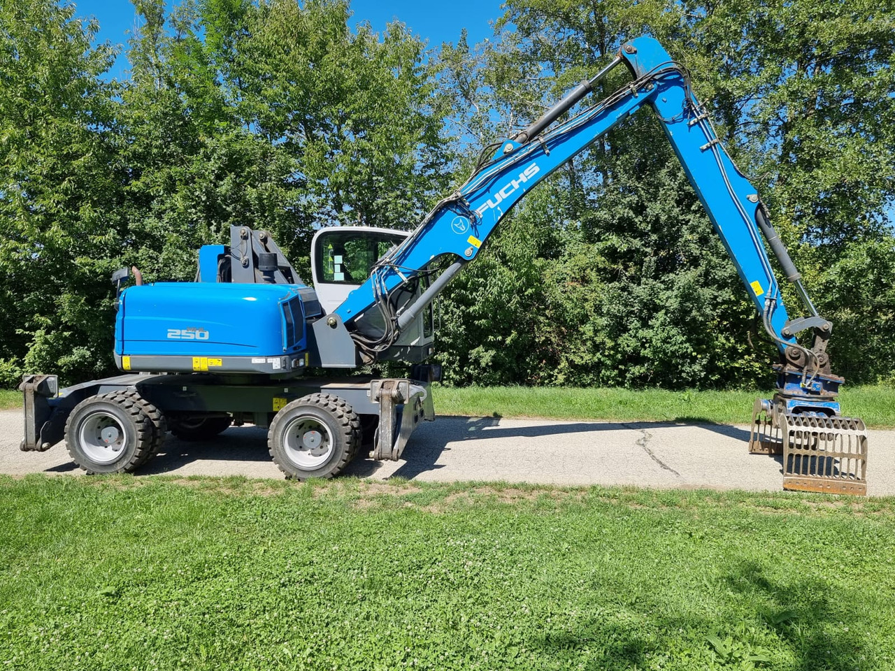 FUCHS MHL 250 - מחפר גלגלים: תמונה 1 FUCHS MHL 250 - מחפר גלגלים: תמונה 1