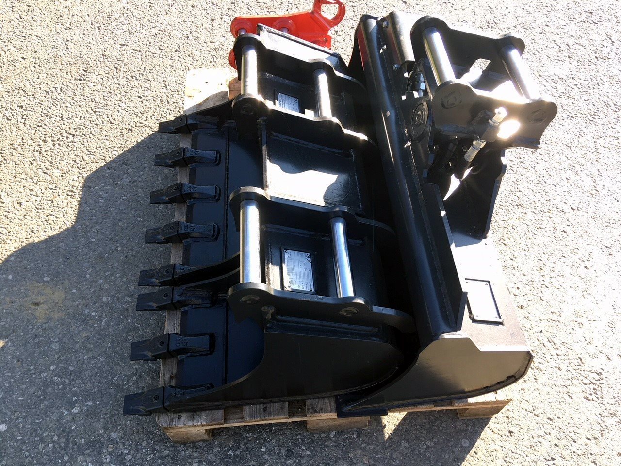 Geel-Martin Package of buckets - דלי עבור מיני מחפר: תמונה 2 Geel-Martin Package of buckets - דלי עבור מיני מחפר: תמונה 2