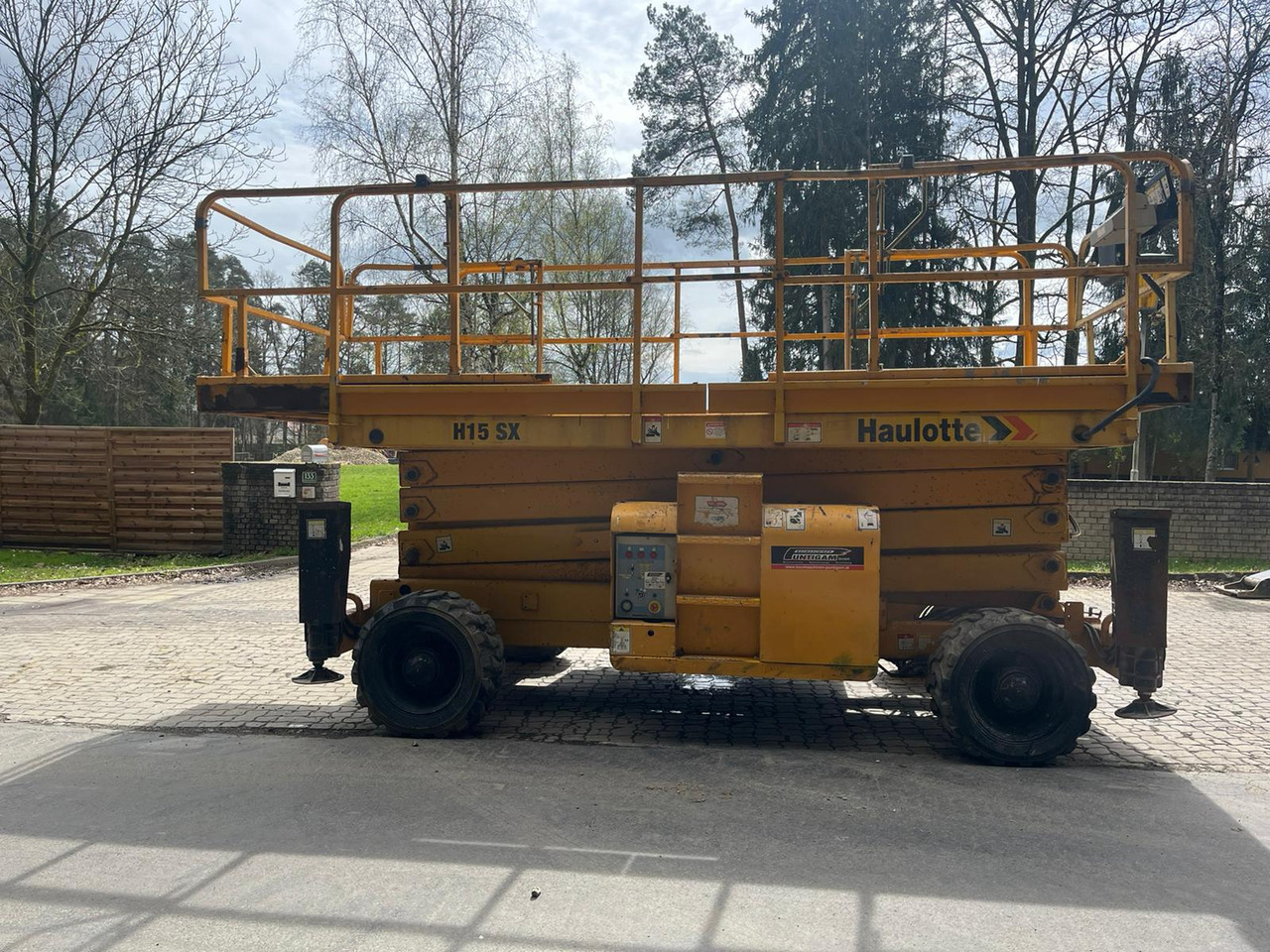 HAULOTTE H 15 SX - פלטפורמה אווירית: תמונה 2 HAULOTTE H 15 SX - פלטפורמה אווירית: תמונה 2