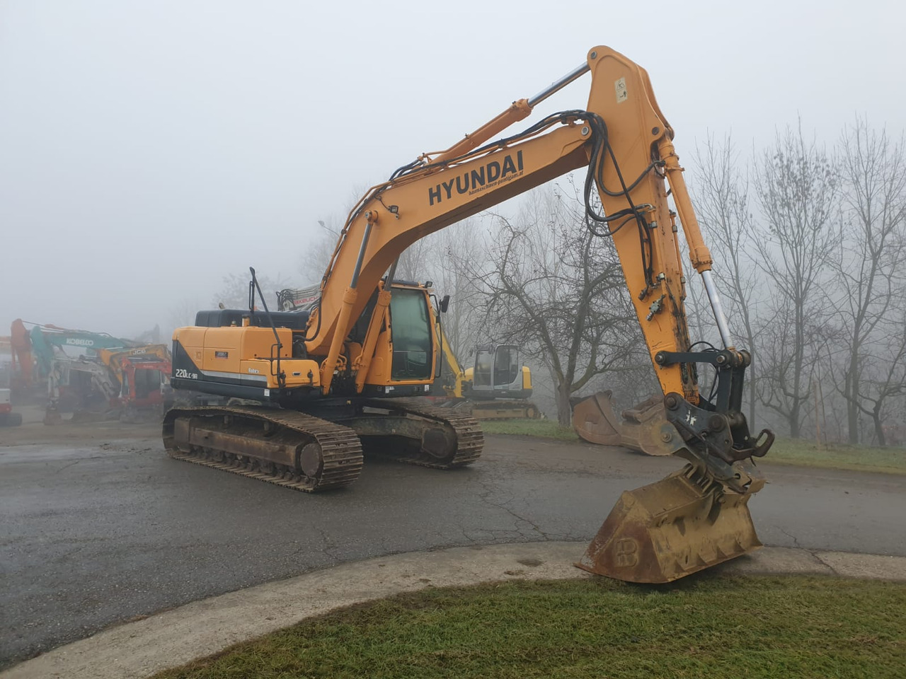 Hyundai R 220 LC-9A - מחפר סורק: תמונה 4 Hyundai R 220 LC-9A - מחפר סורק: תמונה 4