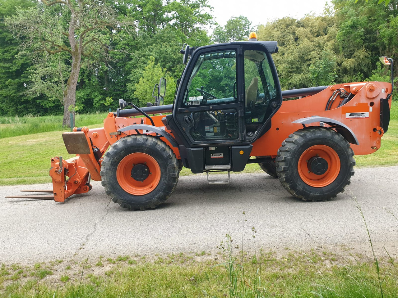 JCB 540-140 - מפעיל טלסקופי: תמונה 1 JCB 540-140 - מפעיל טלסקופי: תמונה 1
