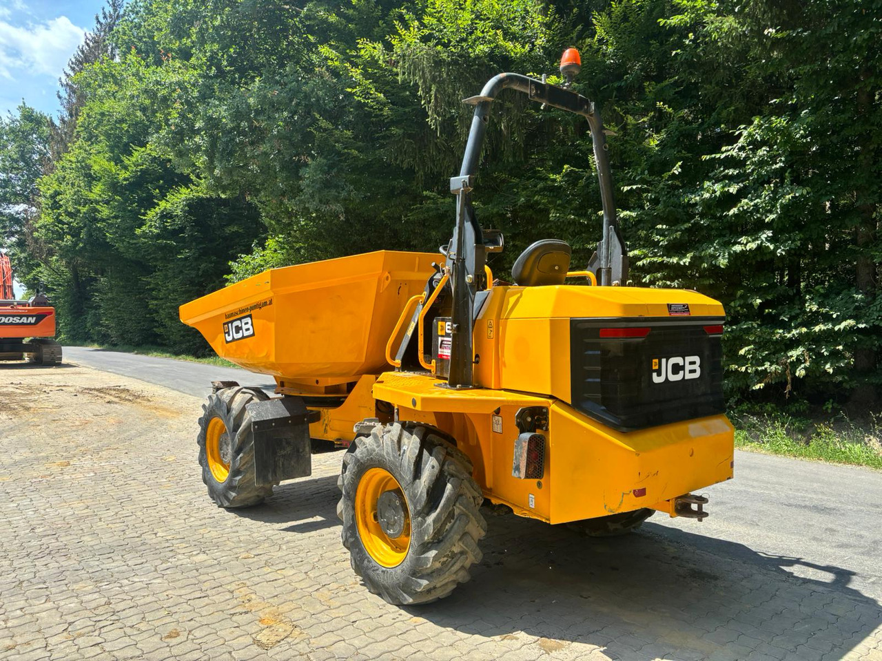 JCB 6 ST - מסיר פסולת: תמונה 5 JCB 6 ST - מסיר פסולת: תמונה 5