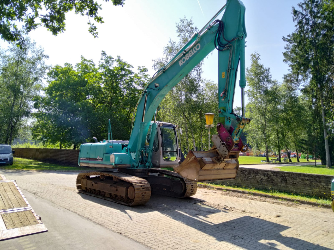 KOBELCO SK 210 NLC-6E - מחפר סורק: תמונה 2 KOBELCO SK 210 NLC-6E - מחפר סורק: תמונה 2