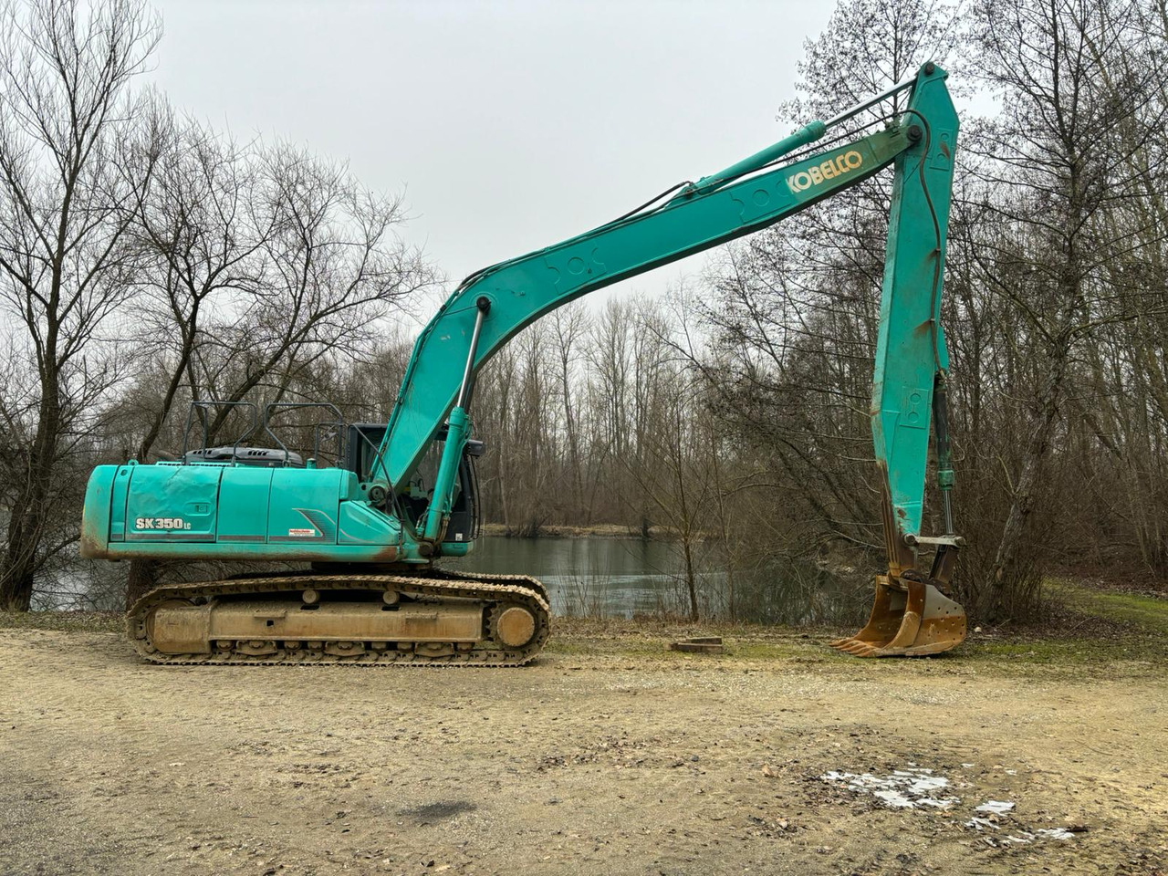 KOBELCO SK 350 Long Reach - מחפר סורק: תמונה 2 KOBELCO SK 350 Long Reach - מחפר סורק: תמונה 2