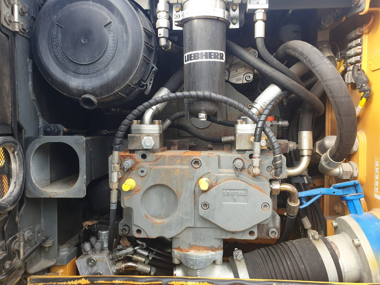 מחפר סורק LIEBHERR R 916 LC-423: תמונה 14